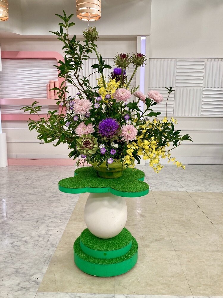 日本テレビ「Oha!4 NEWS LIVE」挿花 | いけばな小原流