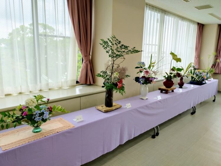 花の輪・人の輪ーみんなの花展 花🌸煌めく（磐田支部