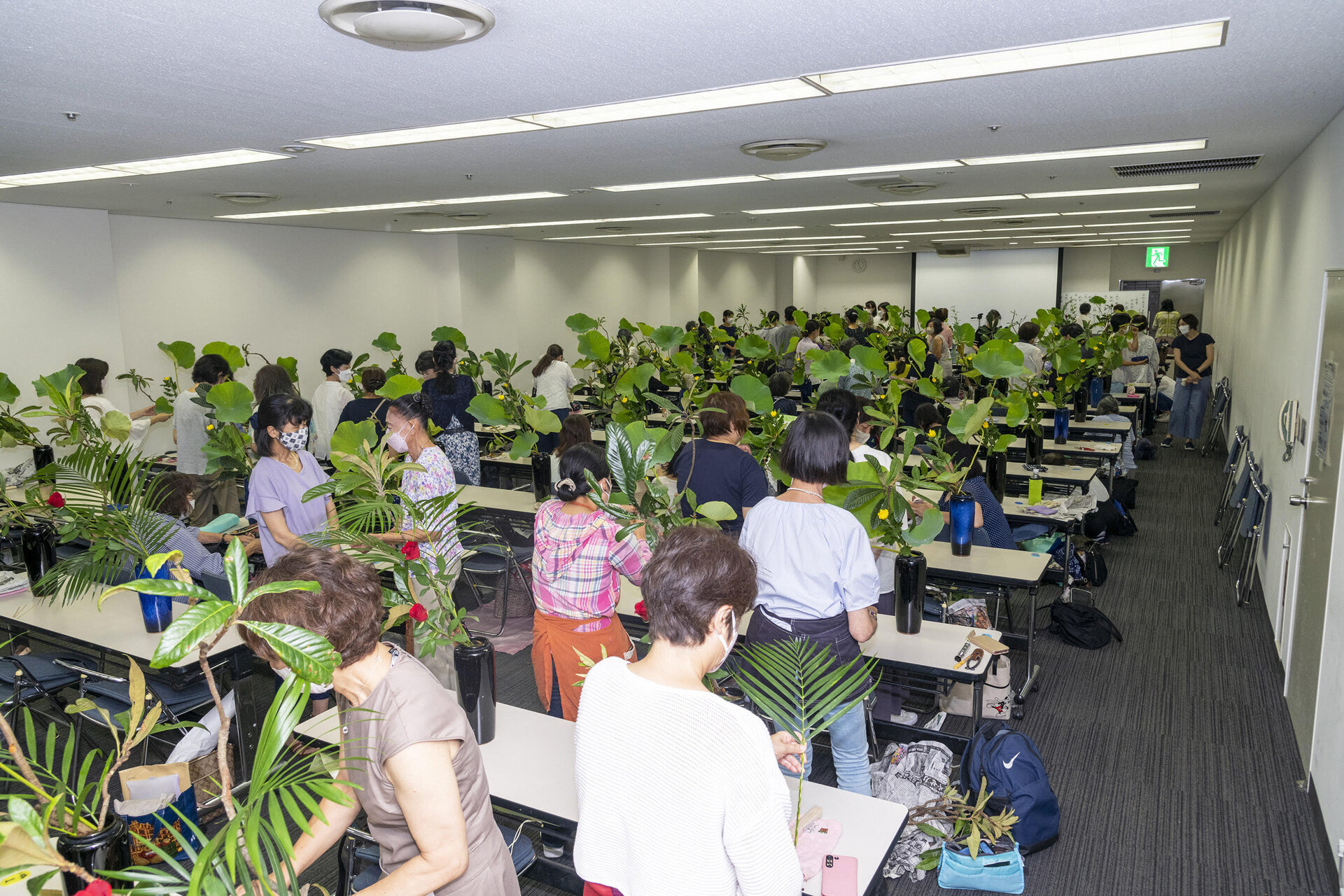 横浜支部研究会の様子.jpg