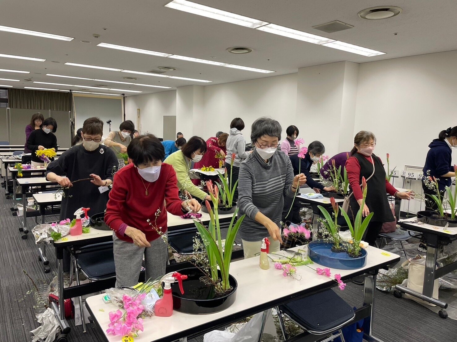 いけばな花材を守るプロジェクト③（横浜支部）.jpg