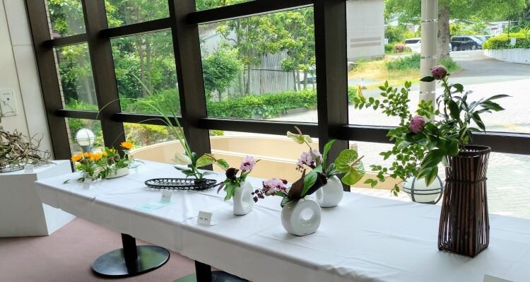 花の輪・人の輪ーみんなの花展 花🌸煌めく（磐田支部