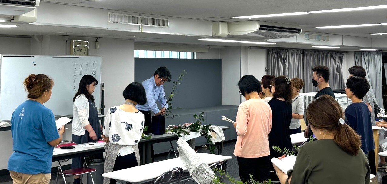 川上先生家元デモ.jpg