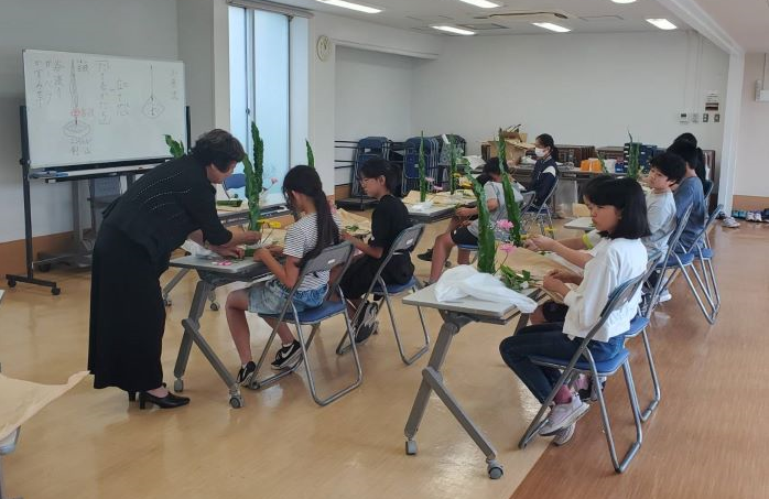 羽沢小学校②上下トリミング.png
