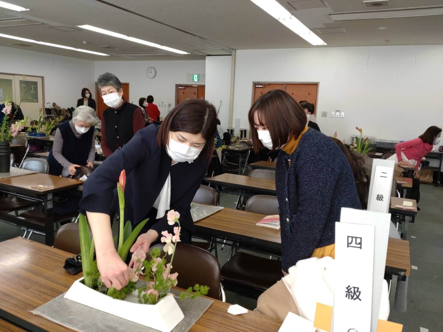 2025長崎支部いけばなー3P.jpg