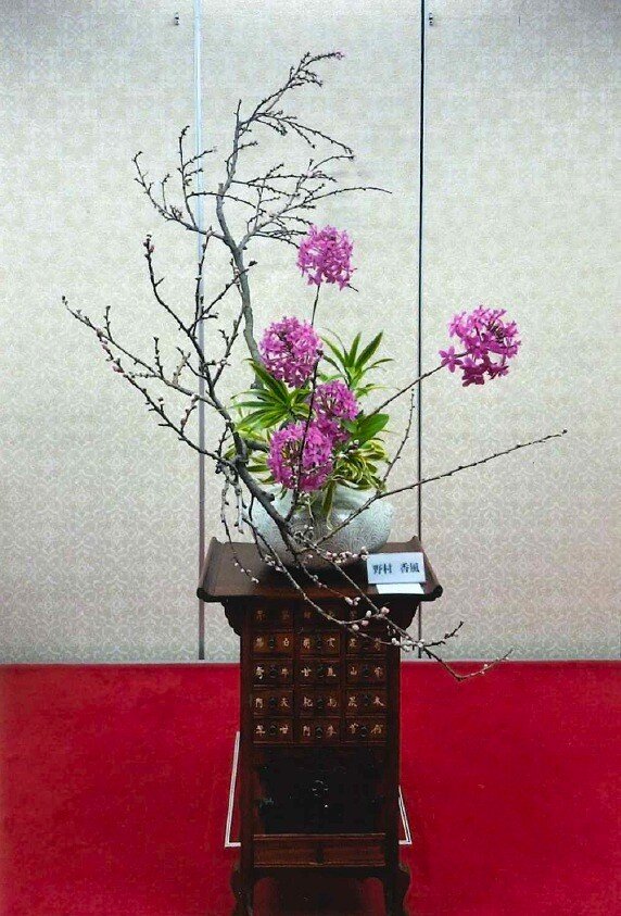 2024みんなの花展.jpg